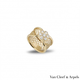 Van Cleef & Arpels Yellow Gold Diamond Fleurette Ring